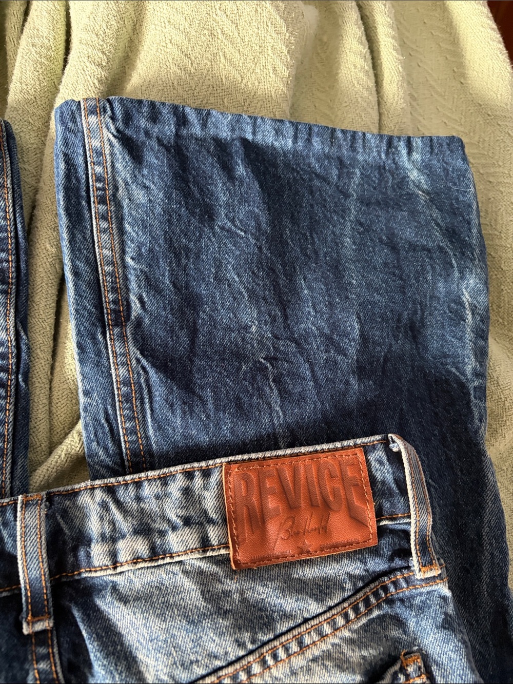 Revice Low Rise Victoria Jeans - Picture 8 of 9